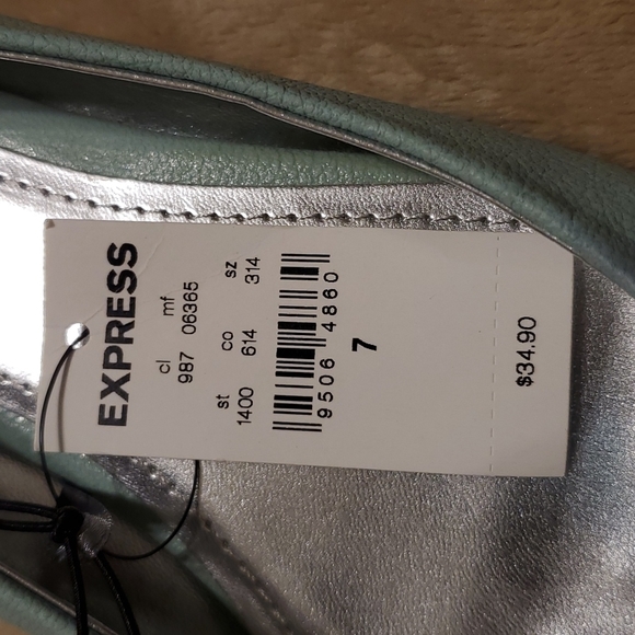 NWT Express Mint Pointed Toe Flats size 7 - Picture 5 of 8